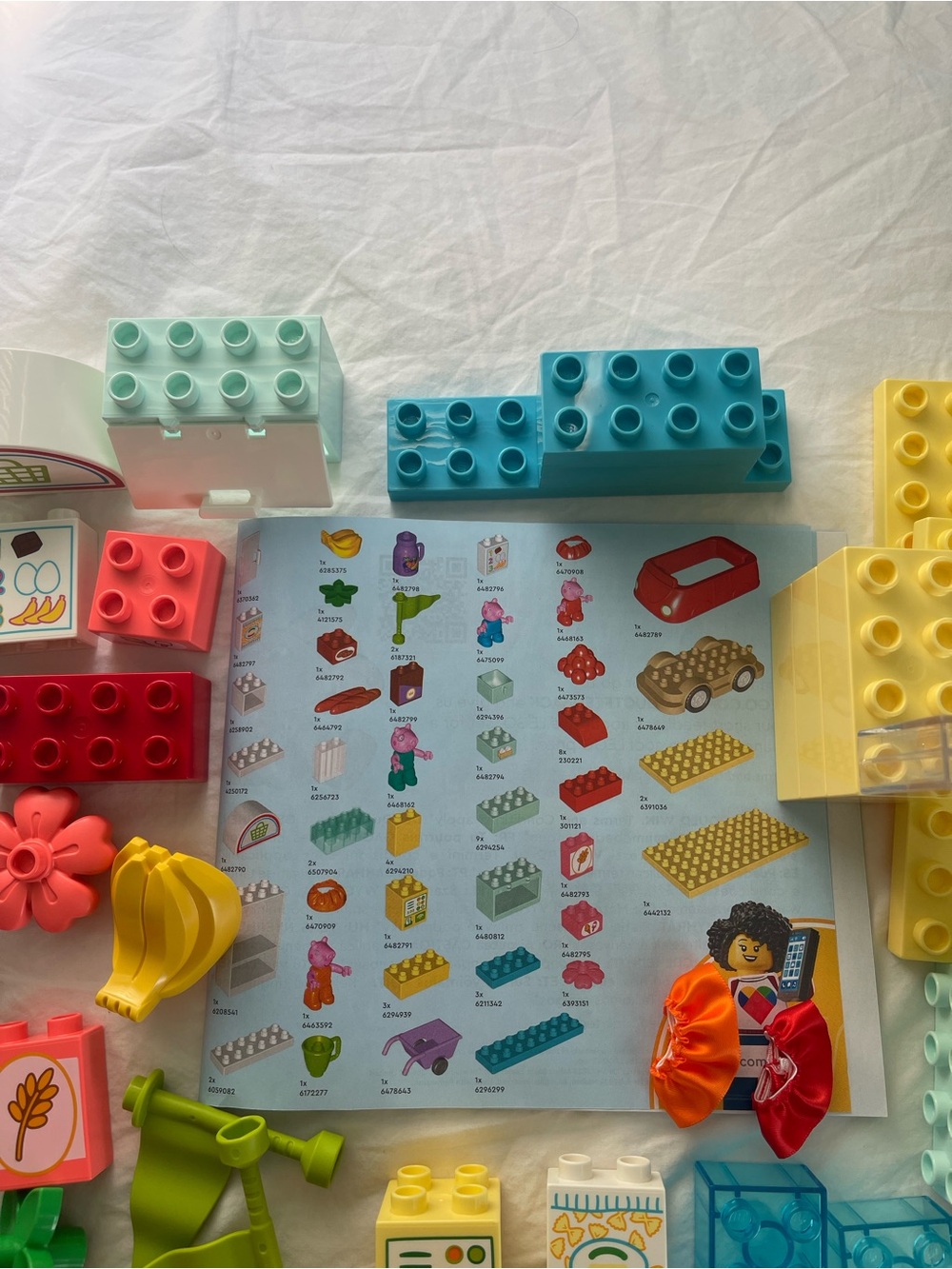 Lego DUPLO® #10434 Peppa Pig Supermarket - Picture 5 of 7